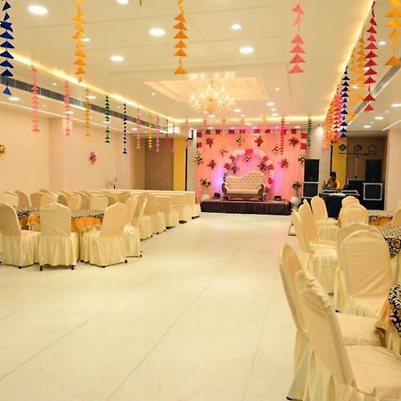 Hotel Kapson Palace Bareilly Exterior photo