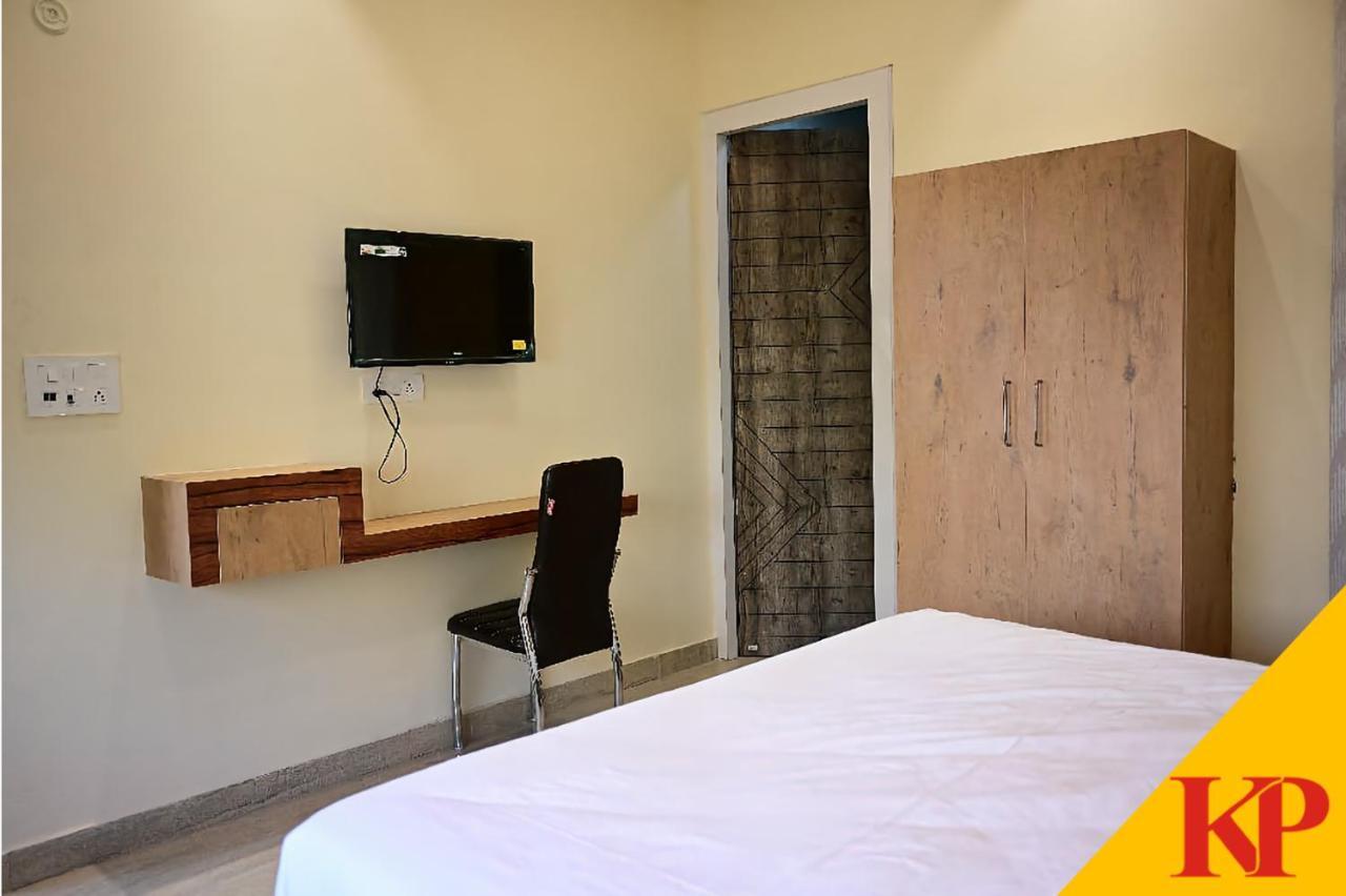 Hotel Kapson Palace Bareilly Exterior photo
